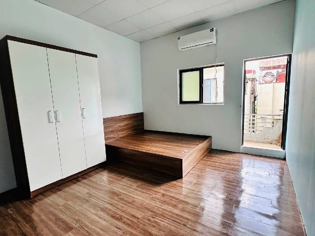 Bán nhà Định Công - diện tích 71.8m2 5 tầng - Ô tô tránh - giá 19,3 tỷ