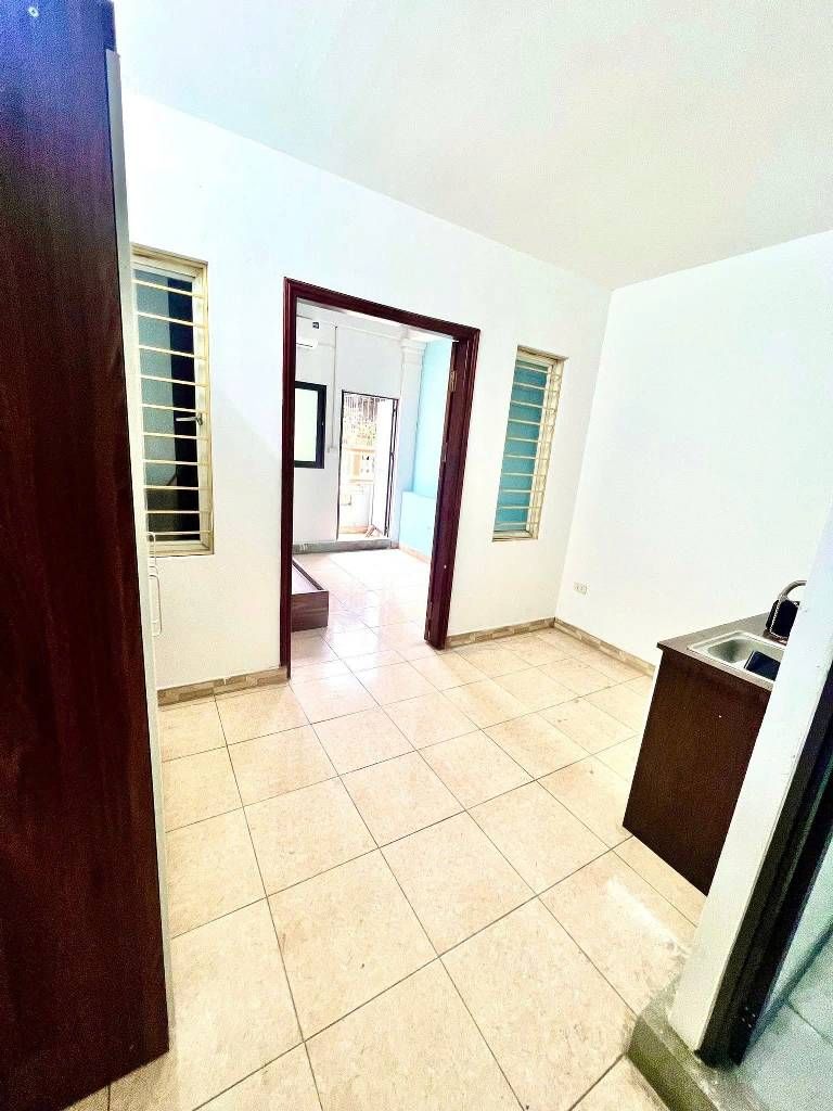 Bán nhà Định Công - diện tích 71.8m2 5 tầng - Ô tô tránh - giá 19,3 tỷ