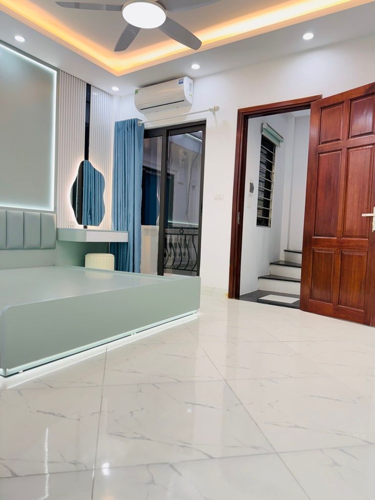 Bán nhà Bùi Xương Trạch - diện tích 31.5m2 5 tầng - ngõ ô tô - giá 8,9 tỷ