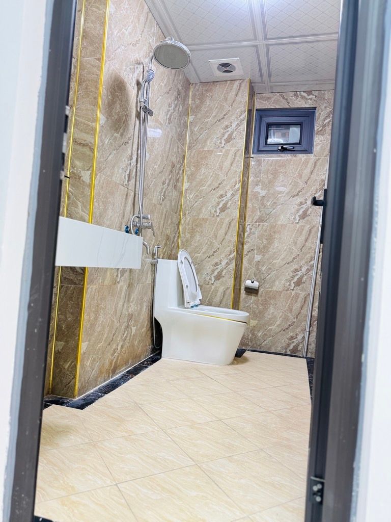 Bán nhà Bùi Xương Trạch - diện tích 31.5m2 5 tầng - ngõ ô tô - giá 8,9 tỷ