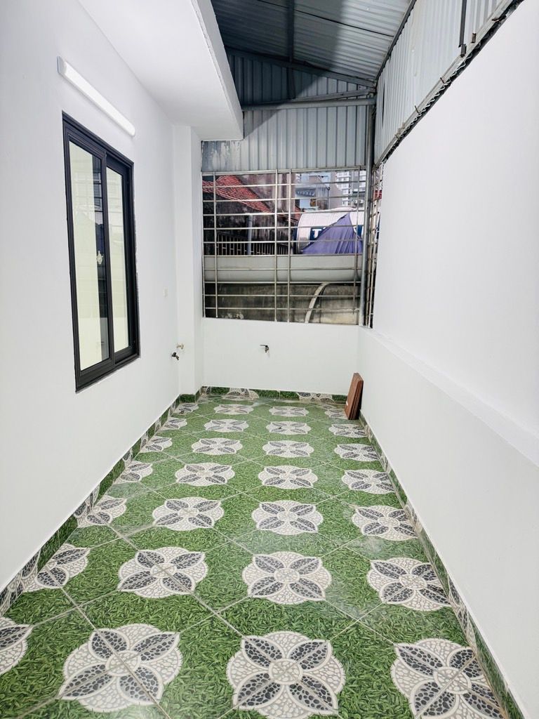 Bán nhà Bùi Xương Trạch - diện tích 31.5m2 5 tầng - ngõ ô tô - giá 8,9 tỷ