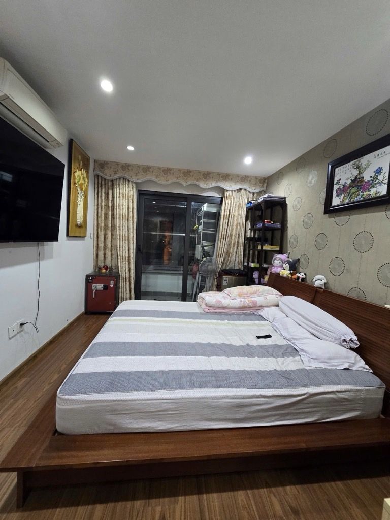 Bán nhà Lê Văn Lương - diện tích 147m2 6 tầng - Căn hộ cao cấp - giá 14,9 tỷ