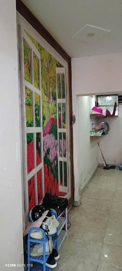 Bán nhà Ngõ Giáp Bát - diện tích 64m2 3 tầng - Ô tô tránh - giá 18,5 tỷ