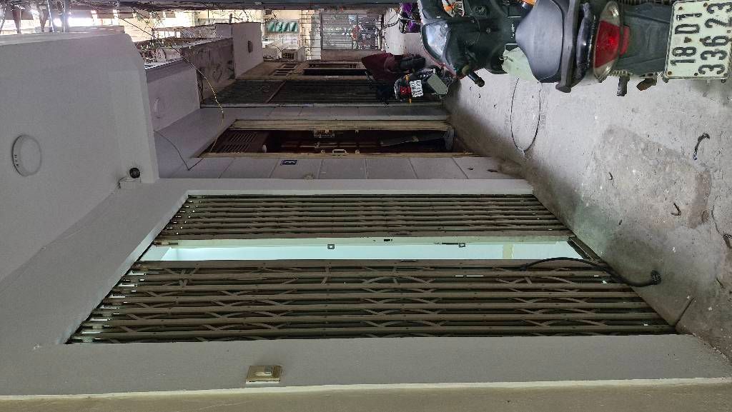 Bán nhà Lê Đại Hành - diện tích 12,6m2 5 tầng - 4 căn hộ khép kín - giá 3,75 tỷ