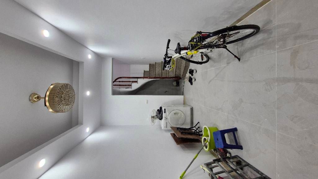 Bán nhà Lê Đại Hành - diện tích 12,6m2 5 tầng - 4 căn hộ khép kín - giá 3,75 tỷ