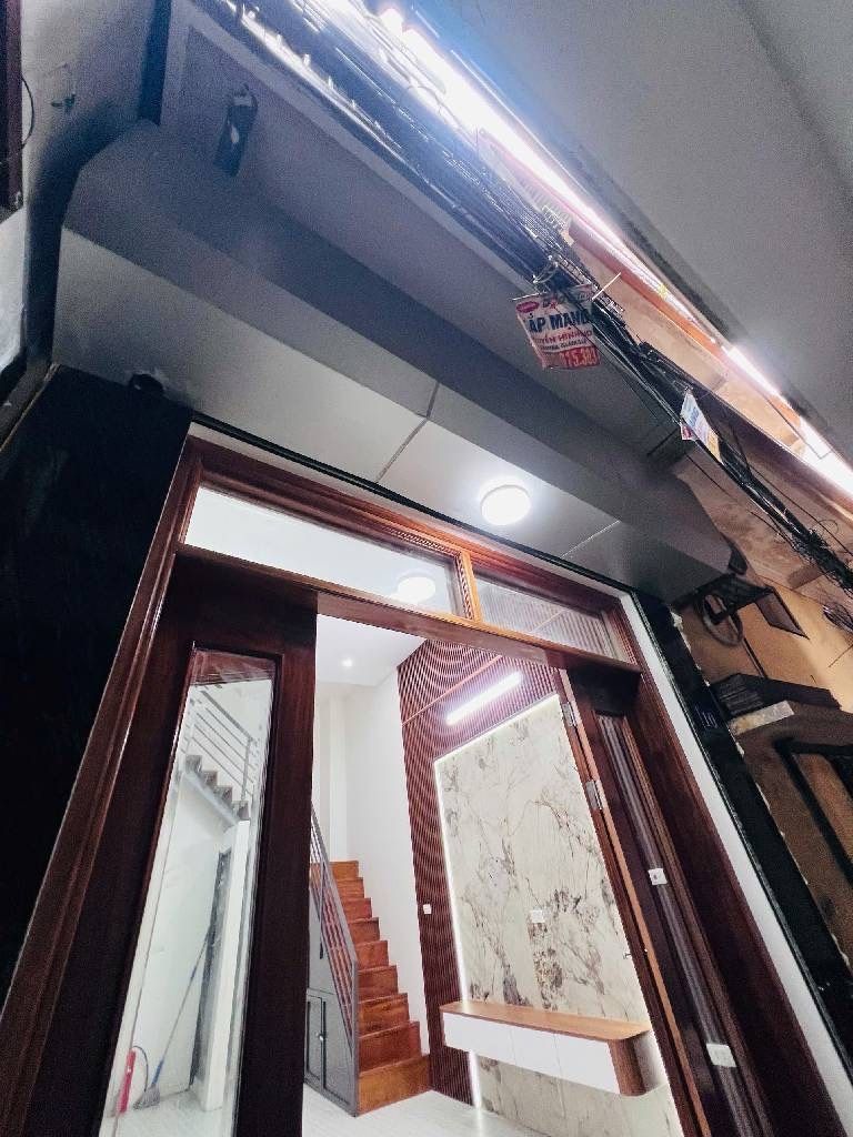 Bán nhà Ngõ Chùa Liên Phái - diện tích 23m2 5 tầng - Ngõ nông gần phố - giá 5,95 tỷ