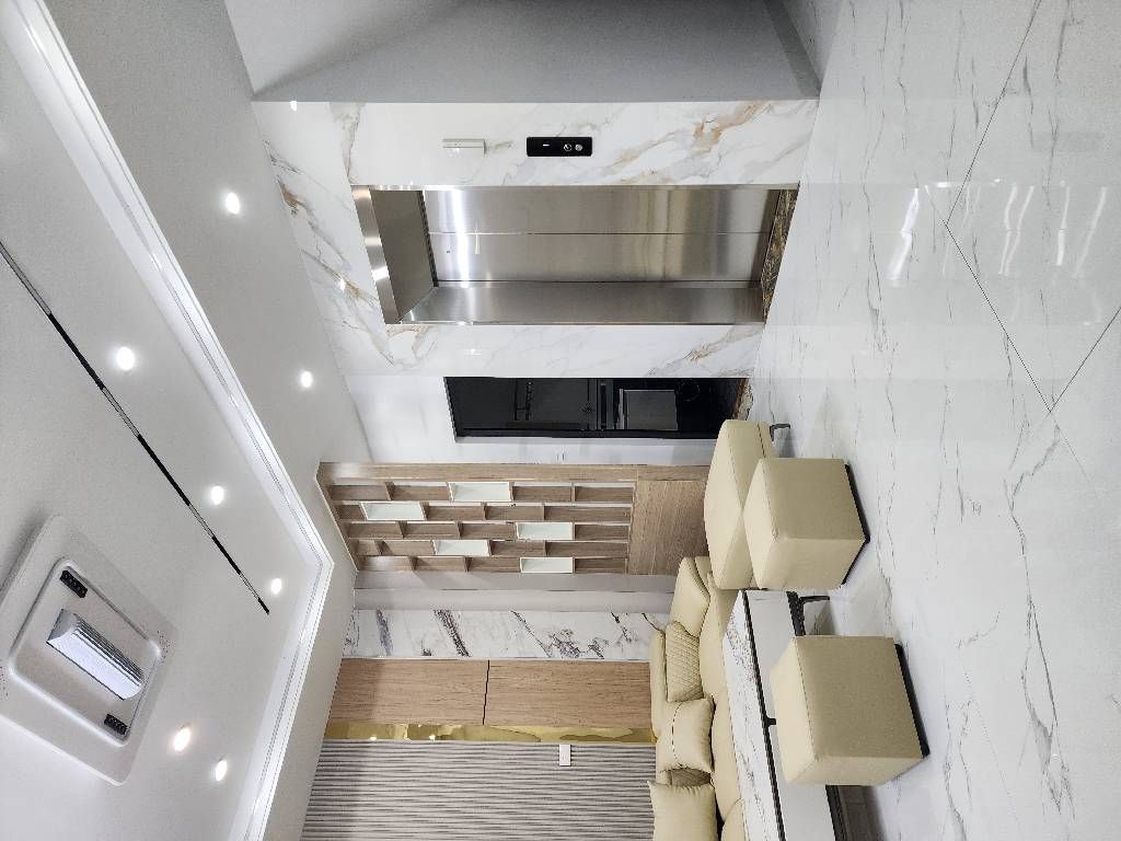 Bán nhà Thanh Nhàn - diện tích 41m2 6 tầng - Nhà xây mới có GPXD - giá 15,6 tỷ