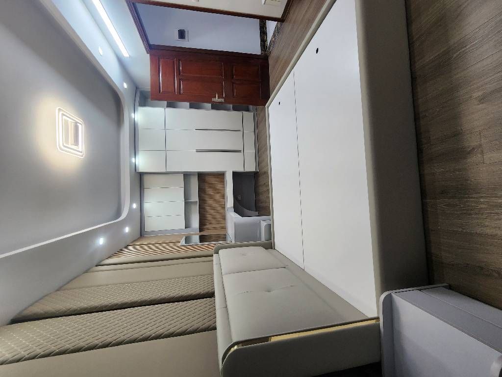 Bán nhà Thanh Nhàn - diện tích 41m2 6 tầng - Nhà xây mới có GPXD - giá 15,6 tỷ