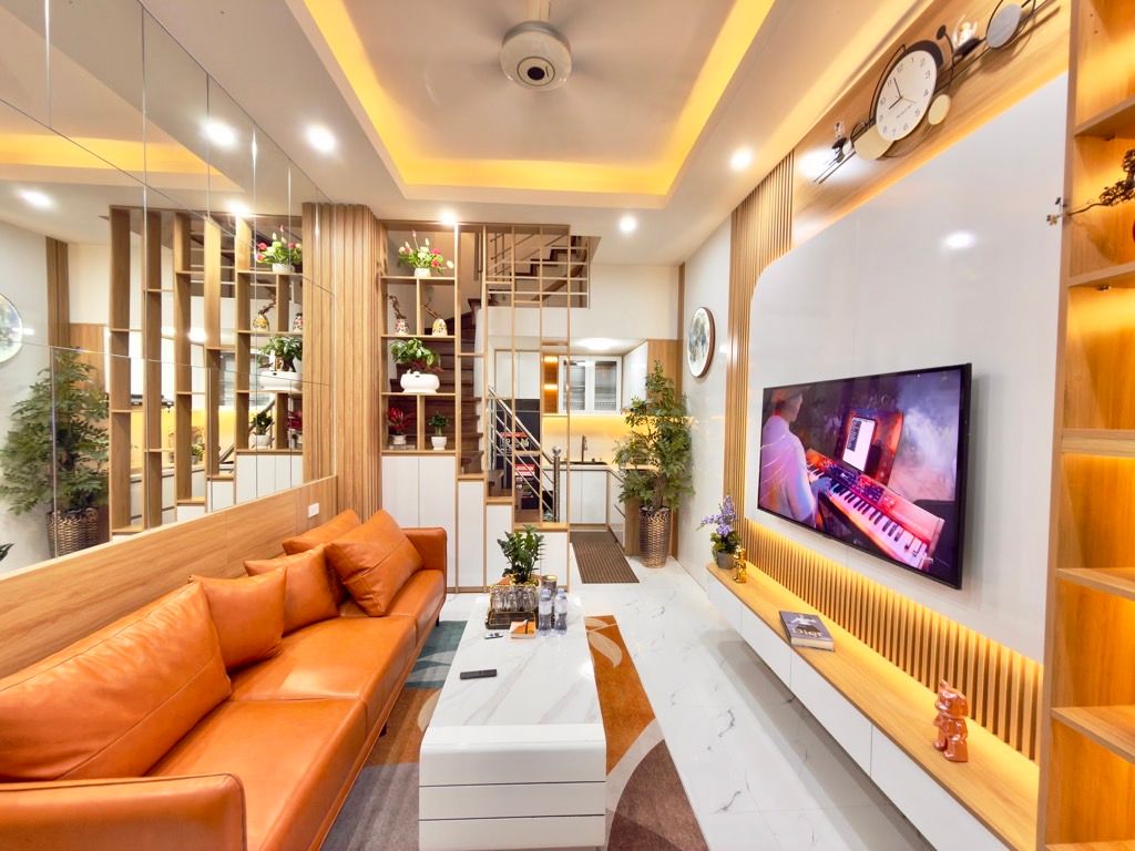 Bán nhà Giáp Bát - diện tích 22.2m2 4 tầng - nhà đẹp full nội thất - giá 7,6 tỷ