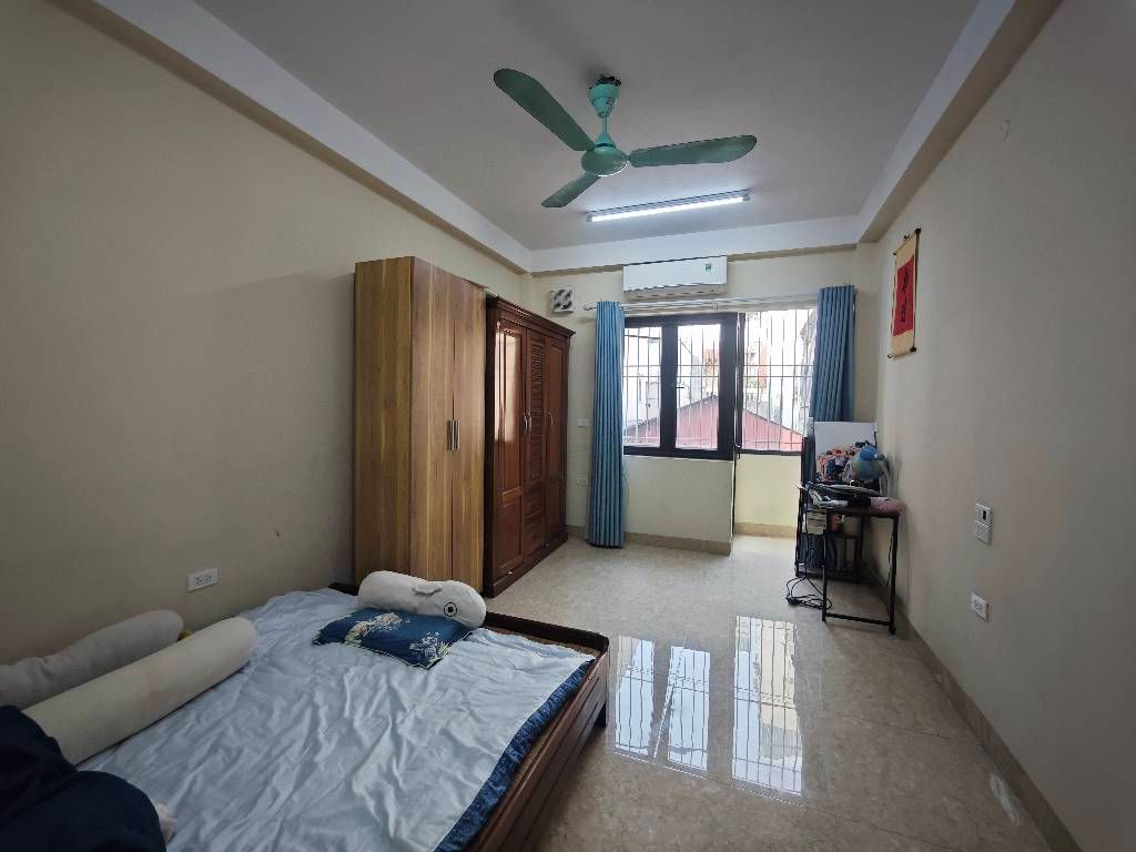 Bán nhà Trường Chinh - diện tích 46.6m2 6 tầng - Mặt ngõ kinh doanh - giá 14,5 tỷ