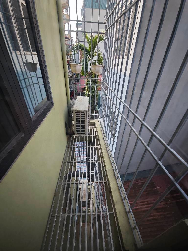 Bán nhà Trường Chinh - diện tích 46.6m2 6 tầng - Mặt ngõ kinh doanh - giá 14,5 tỷ