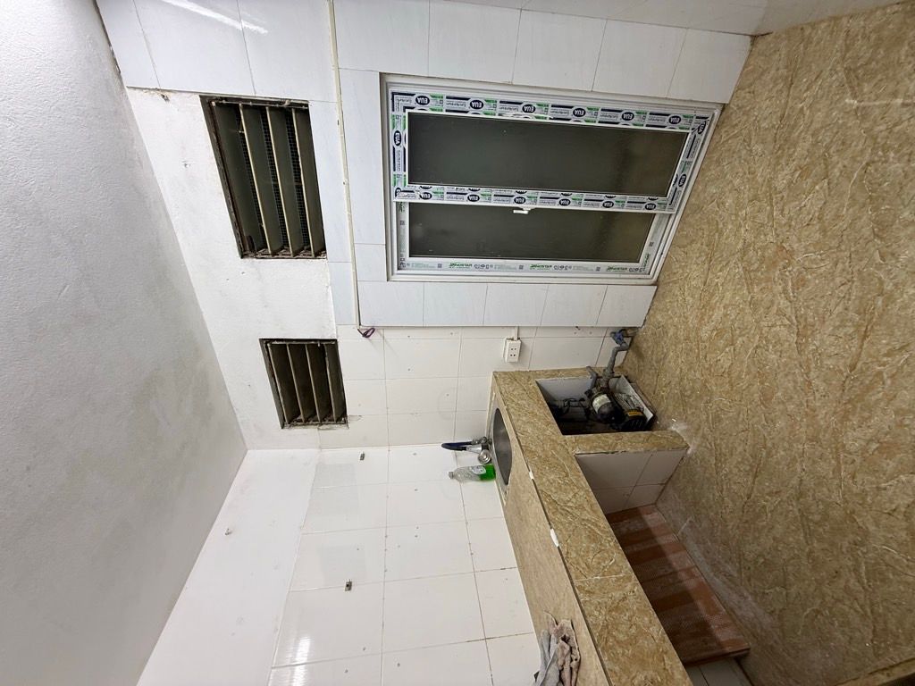 Bán nhà Hoàng Đạo Thành - diện tích 45m2 1 tầng - Ô tô đỗ - giá 3,6 tỷ