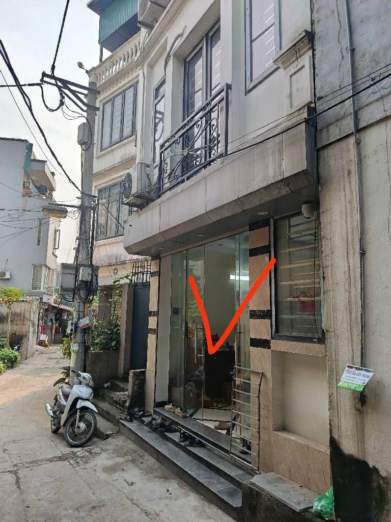 Bán nhà Nguyễn Khoái - diện tích 43,3m2 5 tầng - Ô tô đỗ cửa - giá 9,95 tỷ