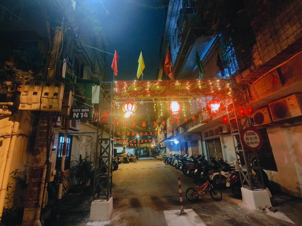 Bán nhà Nguyễn Khoái - diện tích 75m2 2 tầng - Ô TÔ ĐỖ CẦU THANG - giá 3,15 tỷ