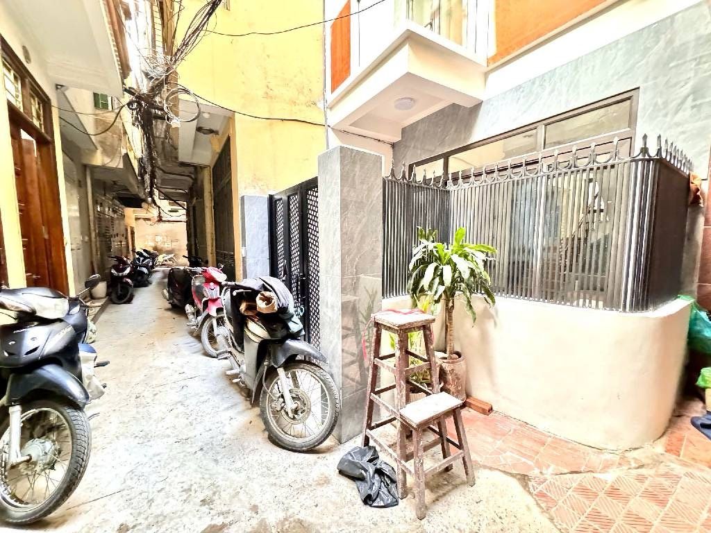 Bán nhà Ngõ Đỗ Thuận - diện tích 48.5m2 3 tầng - Cực hiếm căn nhà giữa trung tâm - giá 10 tỷ