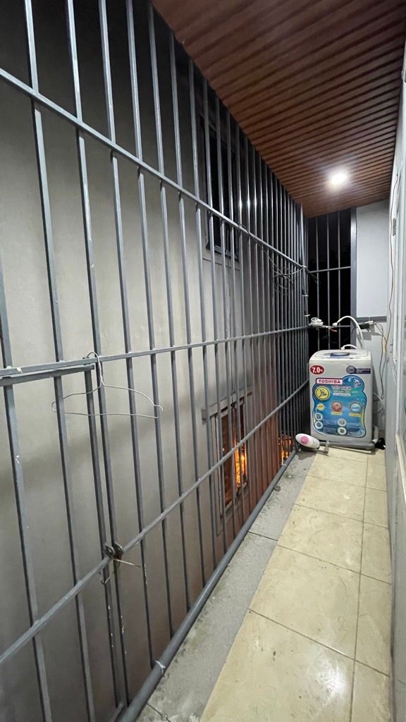 Bán nhà Đông Thiên - diện tích 18m2 3 tầng - Nhà đẹp như mới - giá 2,8 tỷ