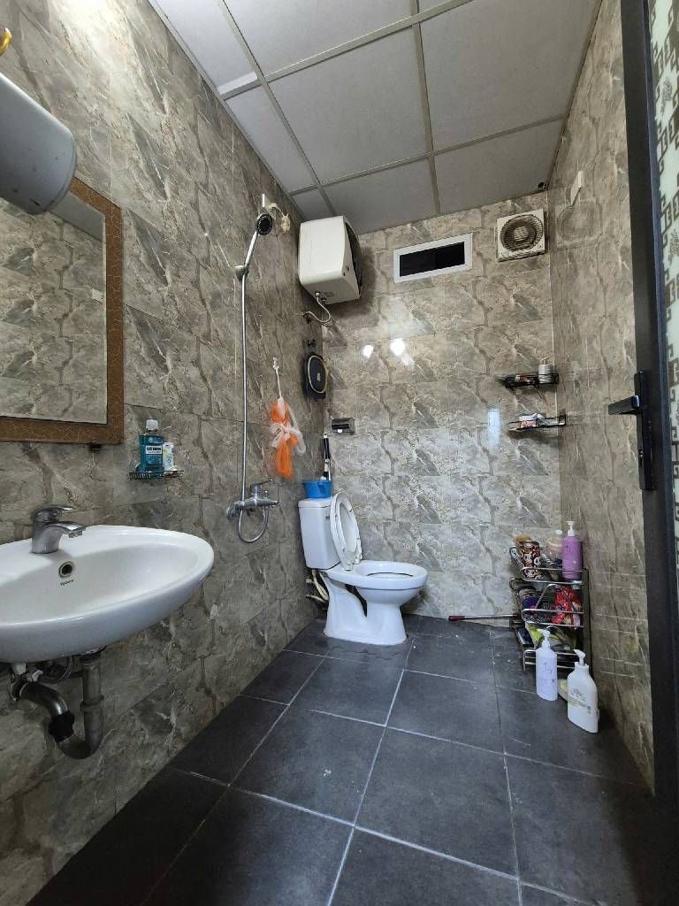 Bán nhà Vũ Hữu - diện tích 56m2 2 tầng - Lô góc kinh doanh online đỉnh - giá 3,3 tỷ