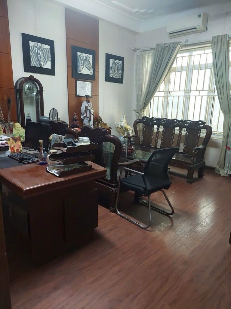 Bán nhà Lương Khánh Thiện - diện tích 66m2 5 tầng - ô tô đua nhau vào nhà - giá 23,8 tỷ