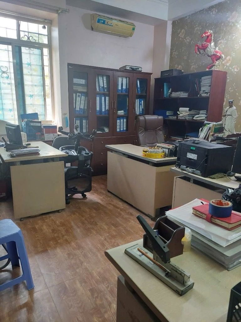 Bán nhà Lương Khánh Thiện - diện tích 66m2 5 tầng - ô tô đua nhau vào nhà - giá 23,8 tỷ