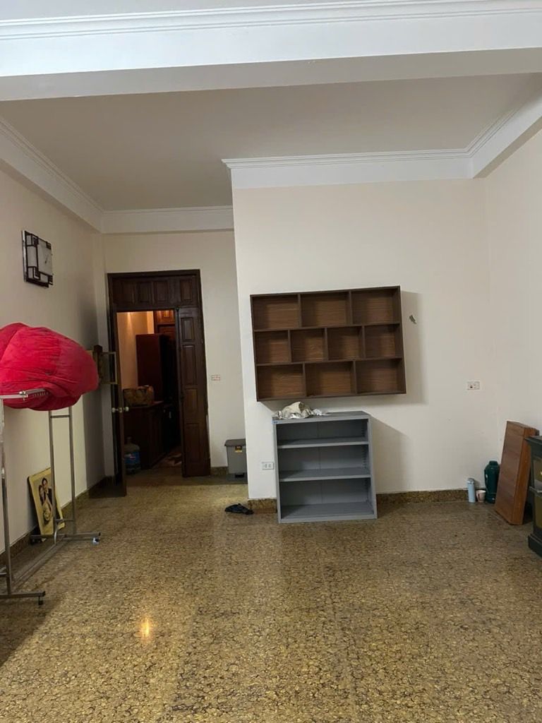 Bán nhà Lương Khánh Thiện - diện tích 66m2 5 tầng - ô tô đua nhau vào nhà - giá 23,8 tỷ