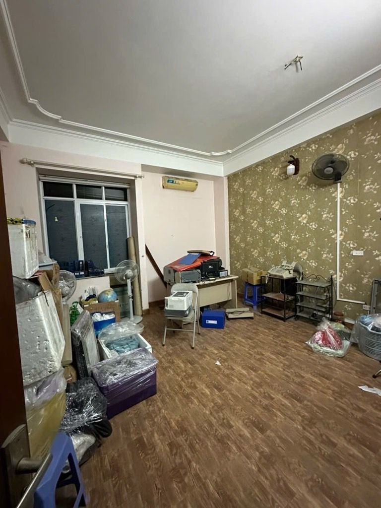 Bán nhà Lương Khánh Thiện - diện tích 66m2 5 tầng - ô tô đua nhau vào nhà - giá 23,8 tỷ