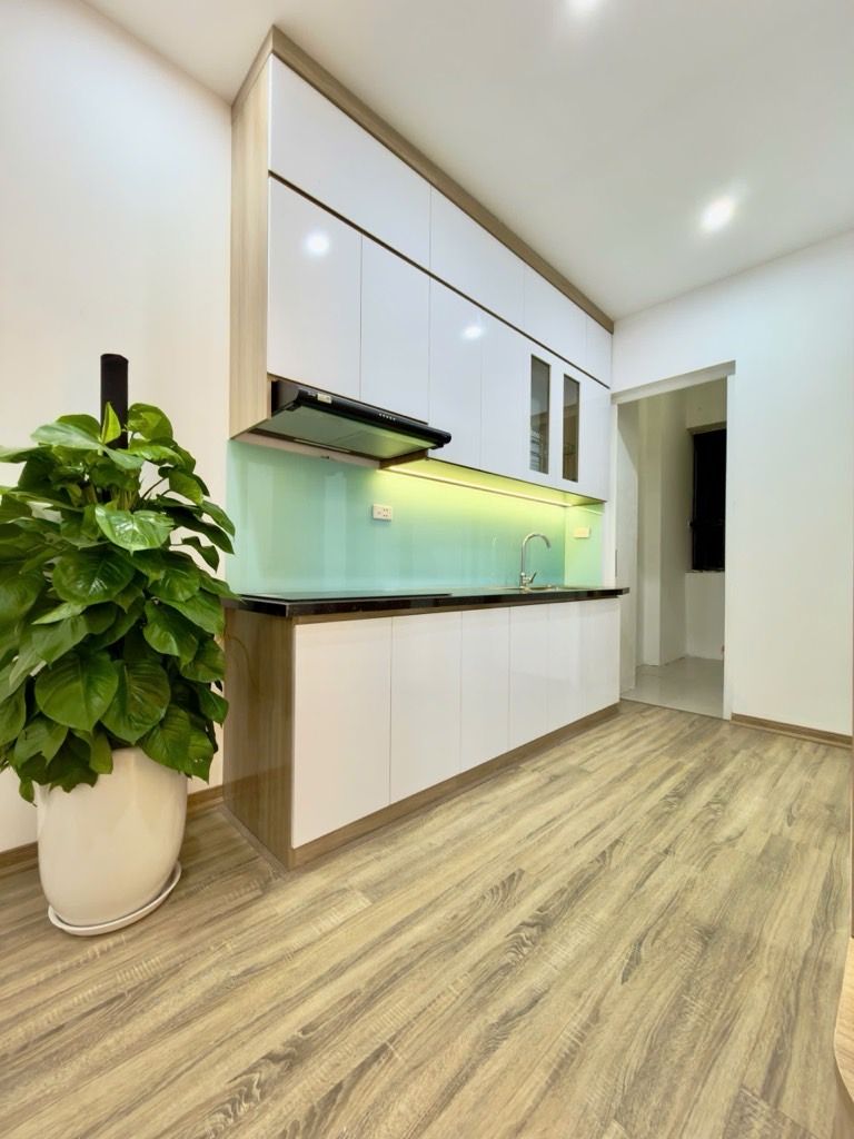 Bán nhà Nguyễn Xiển - diện tích 50m2 1 tầng - nhà đẹp hiếm có - giá 3,79 tỷ