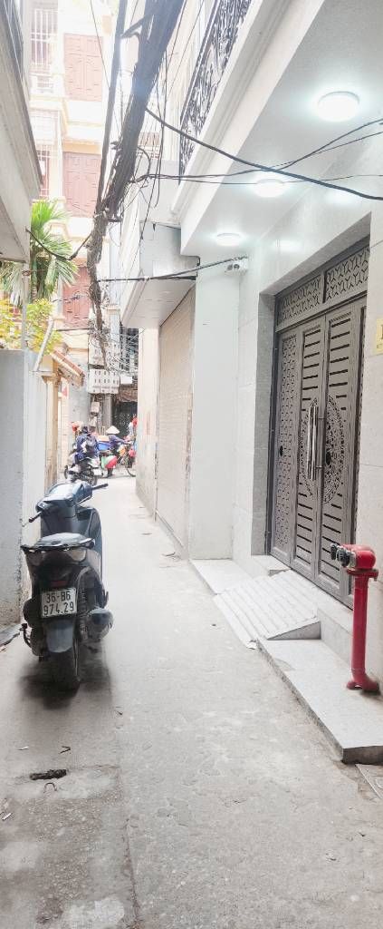 Bán nhà Bùi Xương Trạch - diện tích 53,4m2 4 tầng - Nhà sân vườn, ngõ thông - giá 9,9 tỷ