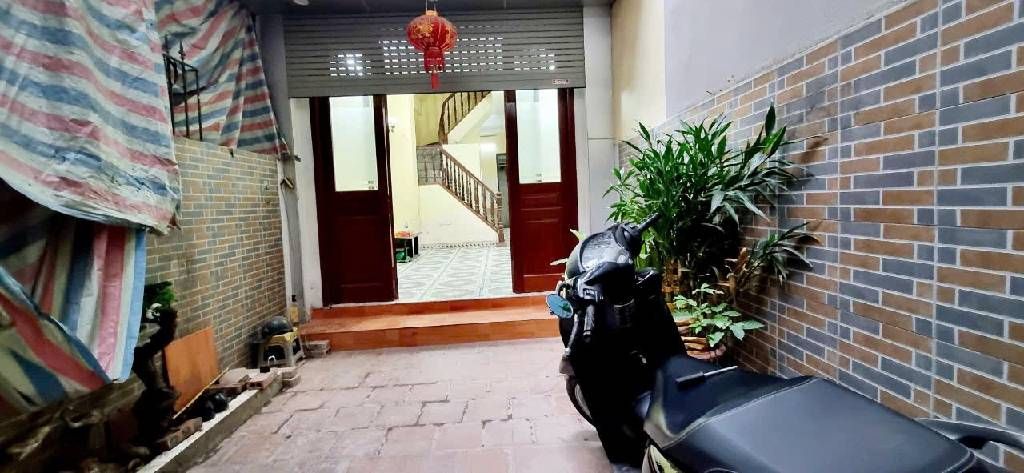 Bán nhà Bùi Xương Trạch - diện tích 53,4m2 4 tầng - Nhà sân vườn, ngõ thông - giá 9,9 tỷ