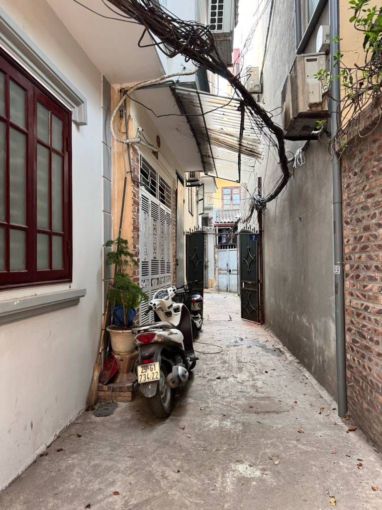 Bán nhà Trương Định - diện tích 35,1m2 1 tầng - Cách phố 50m - giá 5 tỷ