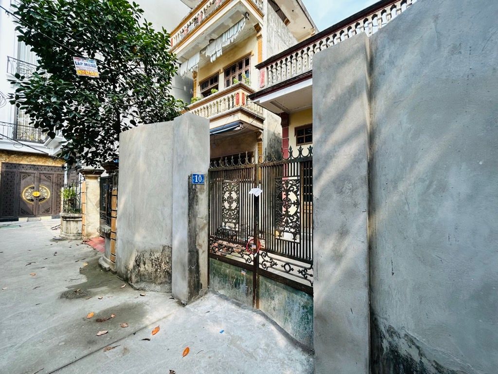 Bán nhà Thanh Lân - diện tích 92,4m2 1 tầng - gần phố - giá 14,5 tỷ