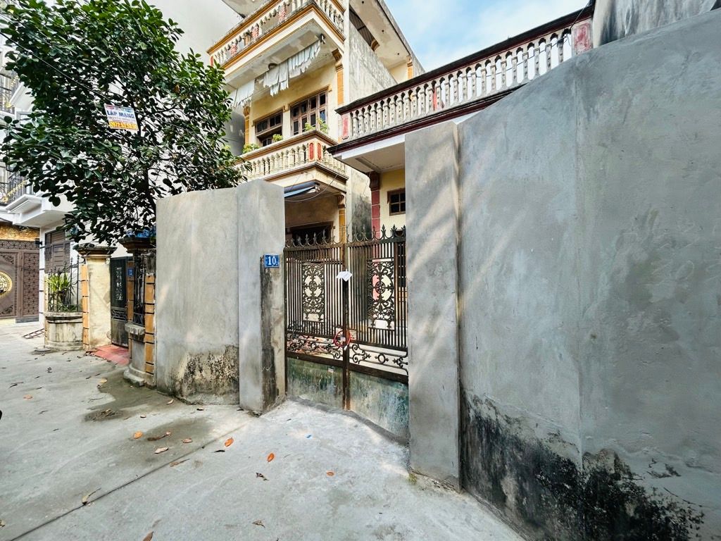 Bán nhà Thanh Lân - diện tích 92,4m2 1 tầng - gần phố - giá 14,5 tỷ