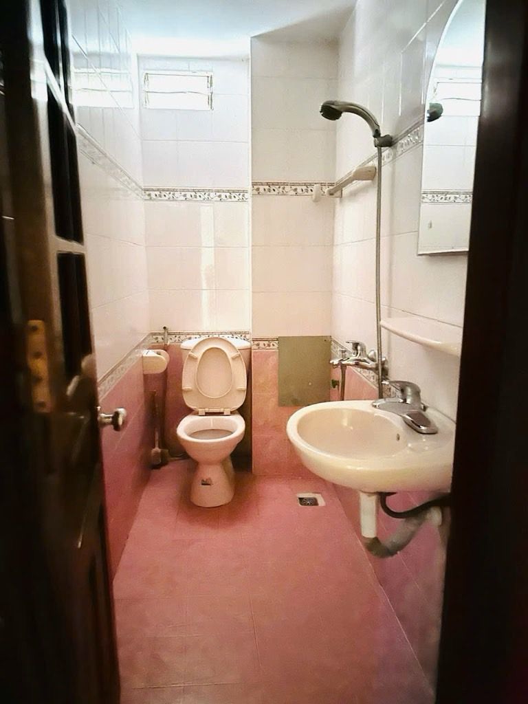 Bán nhà Bùi Xương Trạch - diện tích 45m2 4 tầng - ô tô đỗ cửa - giá 11,8 tỷ