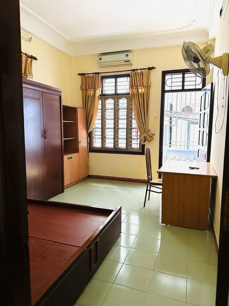 Bán nhà Bùi Xương Trạch - diện tích 45m2 4 tầng - ô tô đỗ cửa - giá 11,8 tỷ