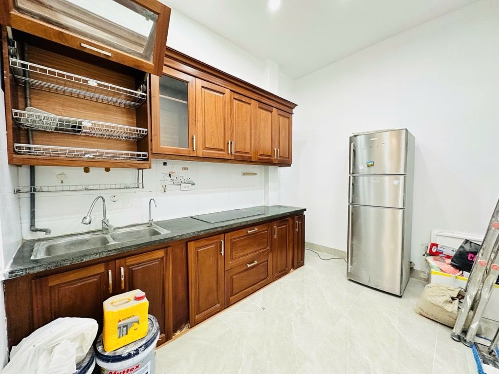 Bán nhà Lĩnh Nam - diện tích 25m2 4 tầng - ngõ ô tô - giá 7,4 tỷ