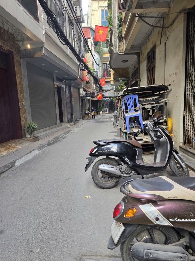 Bán nhà Tây Sơn - diện tích 31.1m2 6 tầng - Ngõ ô tô, gần phố - giá 7,1 tỷ