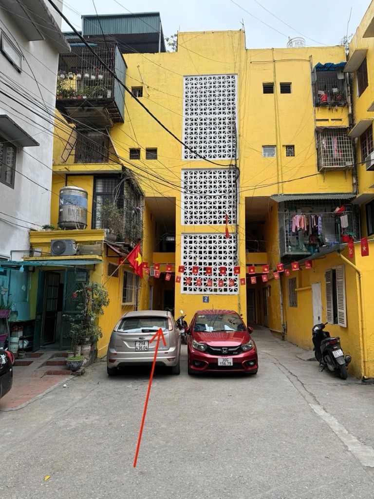 Bán nhà Hoàng Ngọc Phách - diện tích 90m2 1 tầng - ô tô đỗ cửa - giá 6,4 tỷ