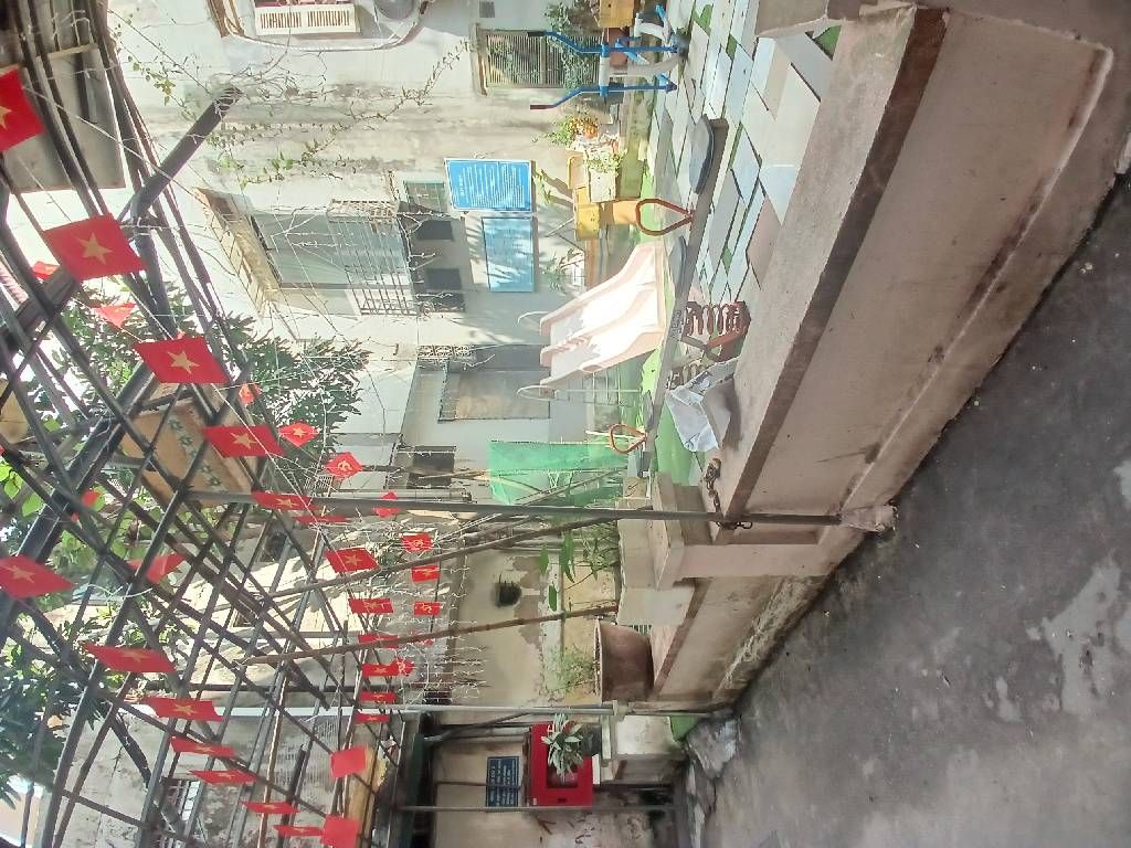 Bán nhà Trung Liệt - diện tích 57m2 5 tầng - Ô TÔ TRÁNH - giá 16,8 tỷ