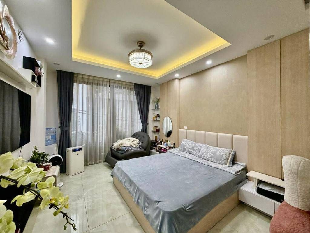 Bán nhà Xã Đàn - diện tích 35m2 6 tầng - ô tô tránh - giá 19,8 tỷ