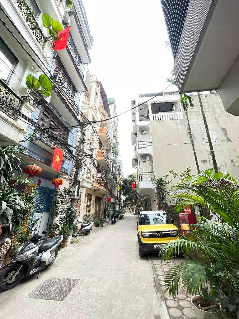 Bán nhà Xã Đàn - diện tích 35m2 6 tầng - ô tô tránh - giá 19,8 tỷ