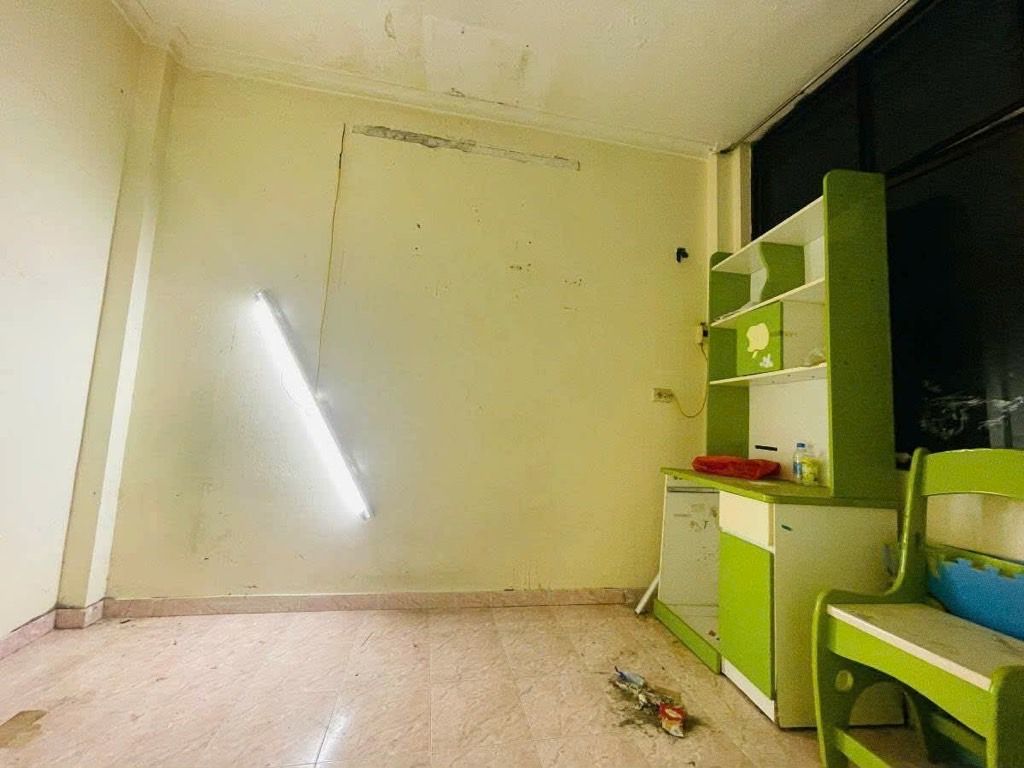 Bán nhà Ngõ Chợ Khâm Thiên - diện tích 6,7m2 4 tầng - Nhà đẹp hiếm có - giá 2,85 tỷ