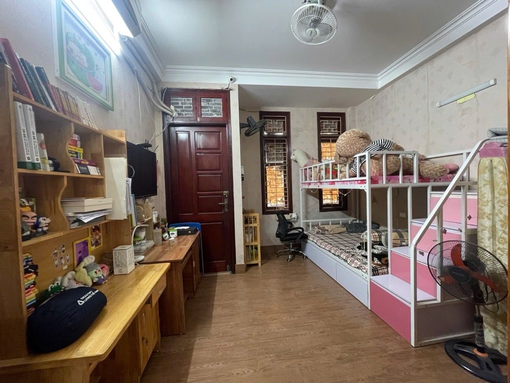 Bán nhà Kim Giang - diện tích 53.5m2 4 tầng - ô tô đỗ cửa - giá 11,8 tỷ