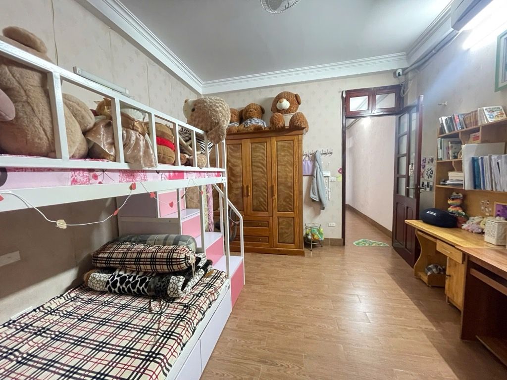 Bán nhà Kim Giang - diện tích 53.5m2 4 tầng - ô tô đỗ cửa - giá 11,8 tỷ