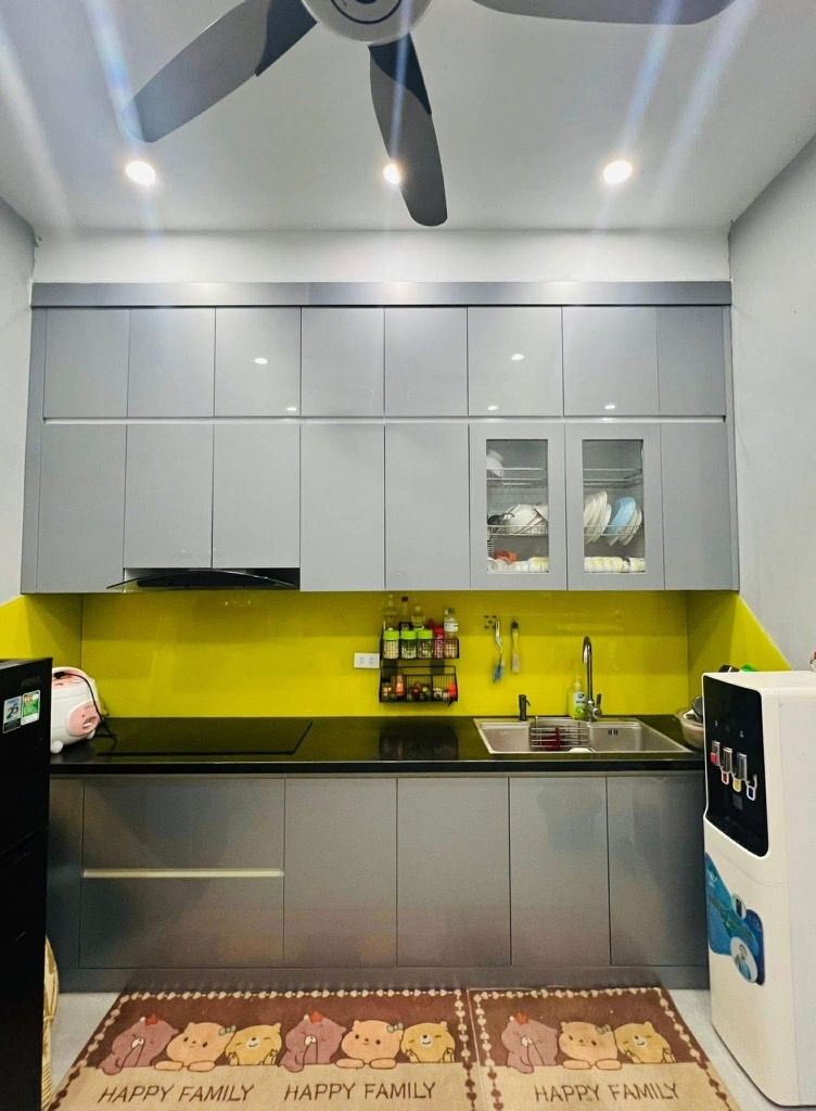 Bán nhà Định Công Thượng - diện tích 34m2 2 tầng - ô tô vào trong nhà - giá 3,58 tỷ