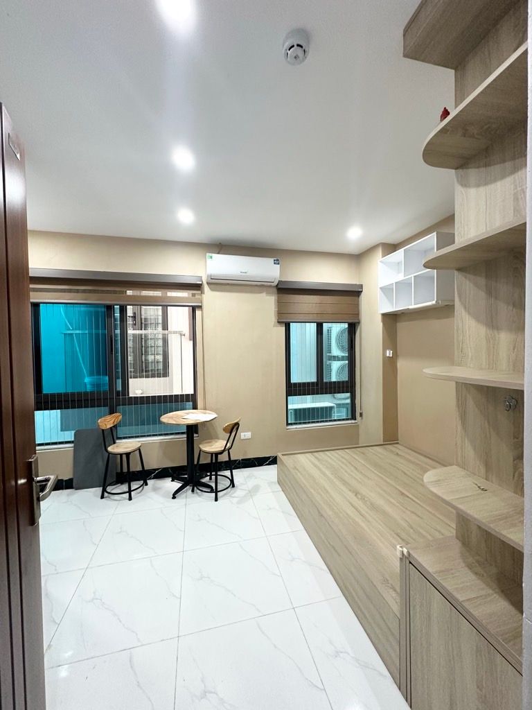 Bán nhà Hoà Bình - diện tích 51.2m2 7 tầng - Lô góc 3 mặt ngõ - giá 15,8 tỷ