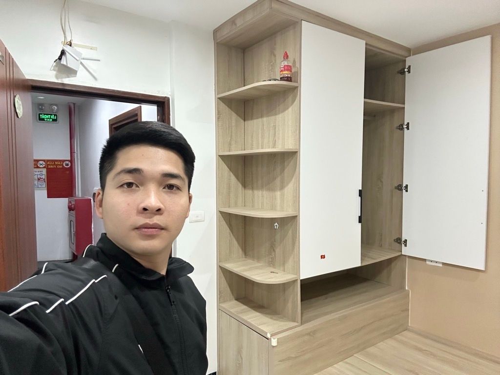 Bán nhà Hoà Bình - diện tích 51.2m2 7 tầng - Lô góc 3 mặt ngõ - giá 15,8 tỷ