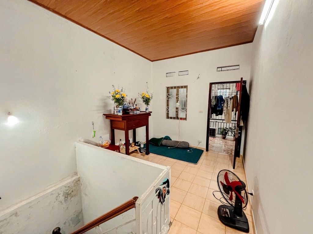 Bán nhà Minh Khai - diện tích 60m2 3 tầng - ô tô 10m - giá 6,5 tỷ