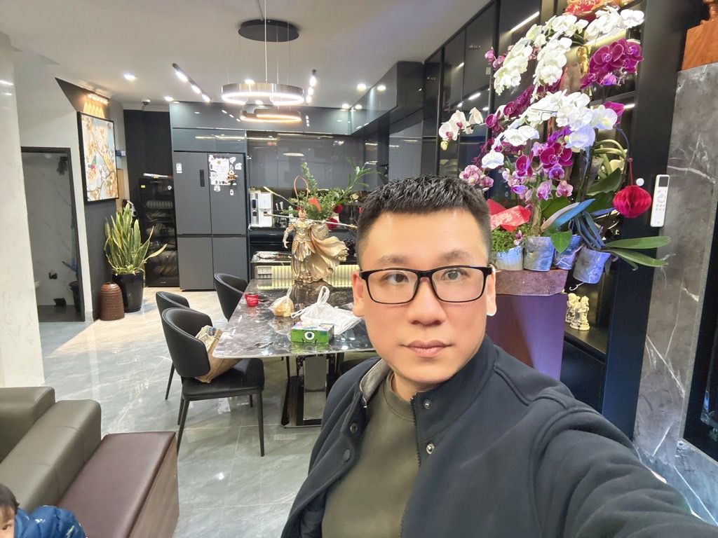 Bán nhà Vĩnh Tuy - diện tích 63m2 5 tầng - ô tô tránh - giá 17 tỷ