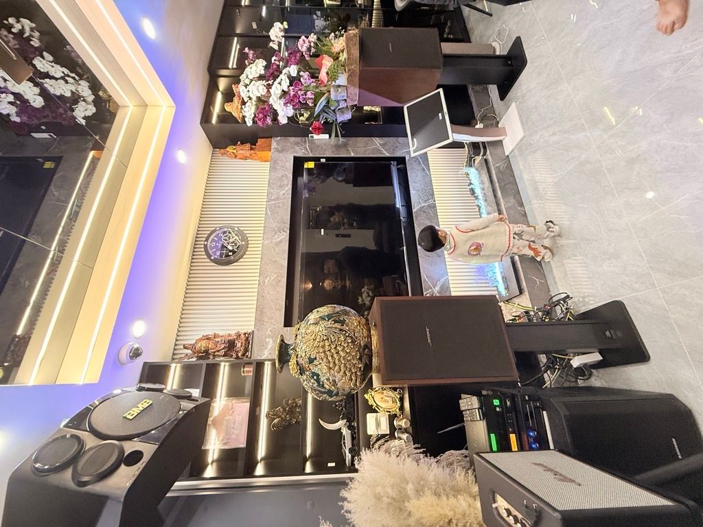 Bán nhà Vĩnh Tuy - diện tích 63m2 5 tầng - ô tô tránh - giá 17 tỷ