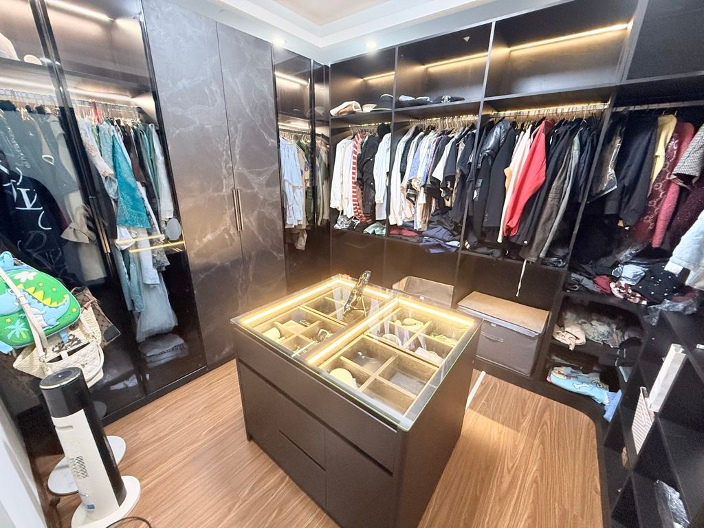 Bán nhà Vĩnh Tuy - diện tích 63m2 5 tầng - ô tô tránh - giá 17 tỷ