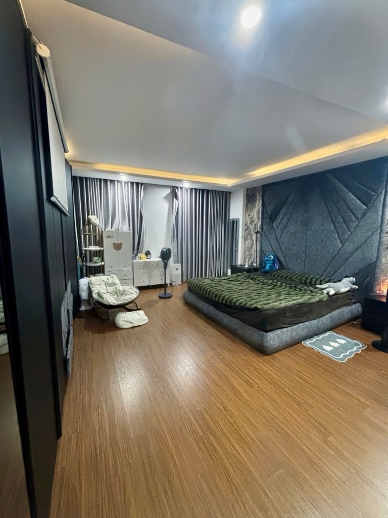 Bán nhà Khương Trung - diện tích 43,9m2 6 tầng - Lô góc, thang máy - giá 14,2 tỷ